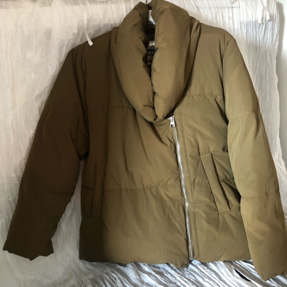 Zara Outerwear collection Khaki puffer jacket size 13/14